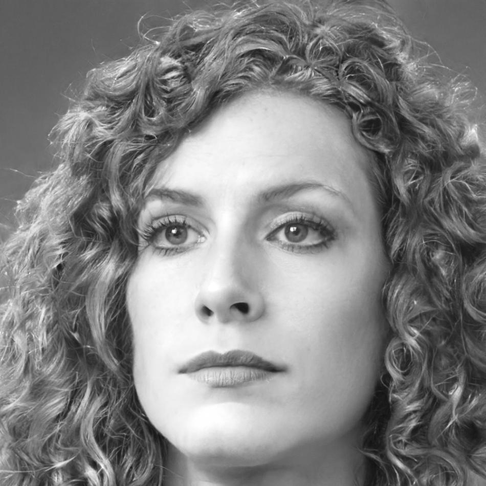 Portrait d'Anaëlle Rousseau, formatrice spécialisée en crédit et financement